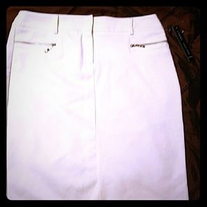Larry Levine White Skirt Size 10 NWT